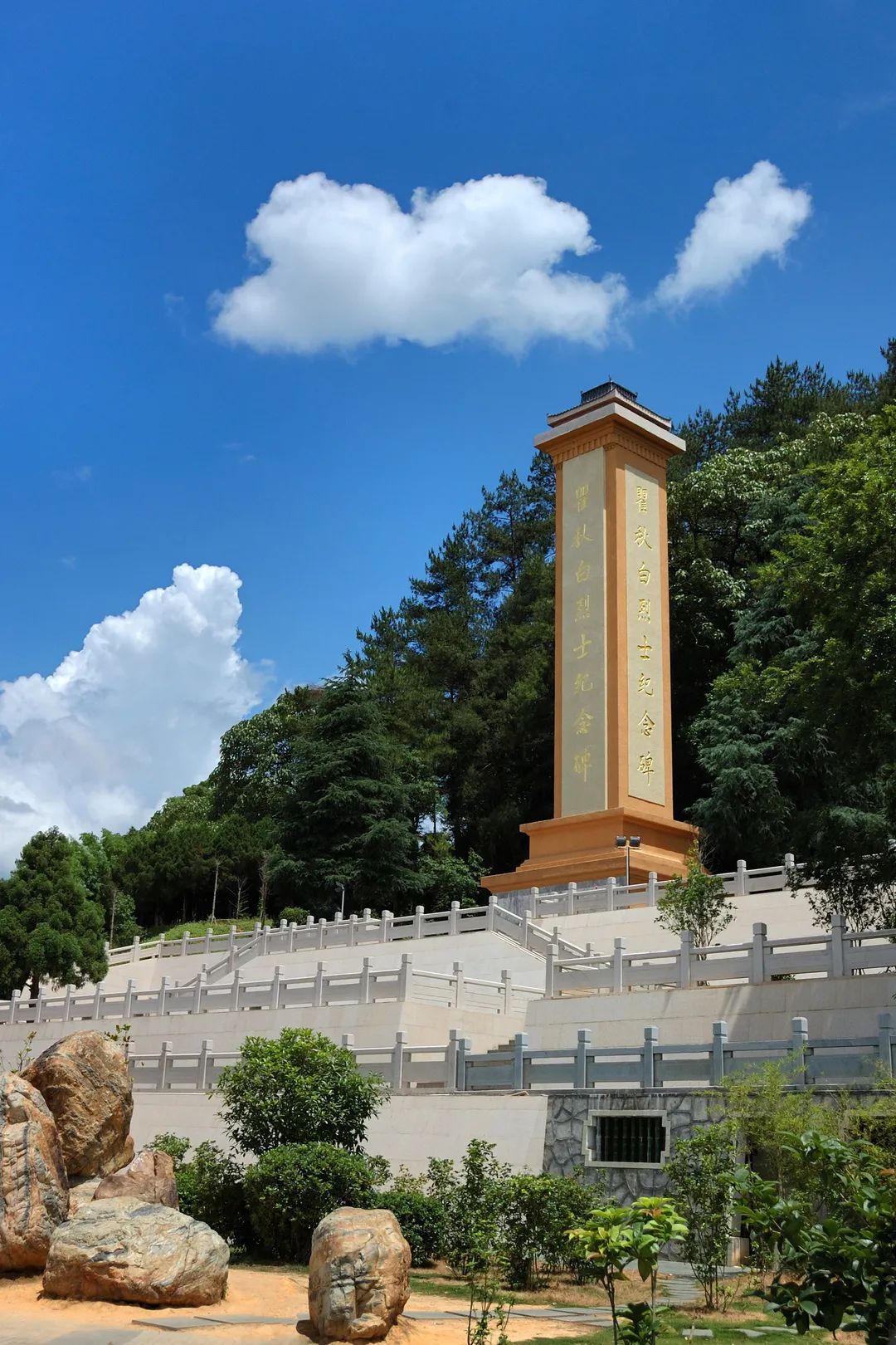 红色旅游18.jpg