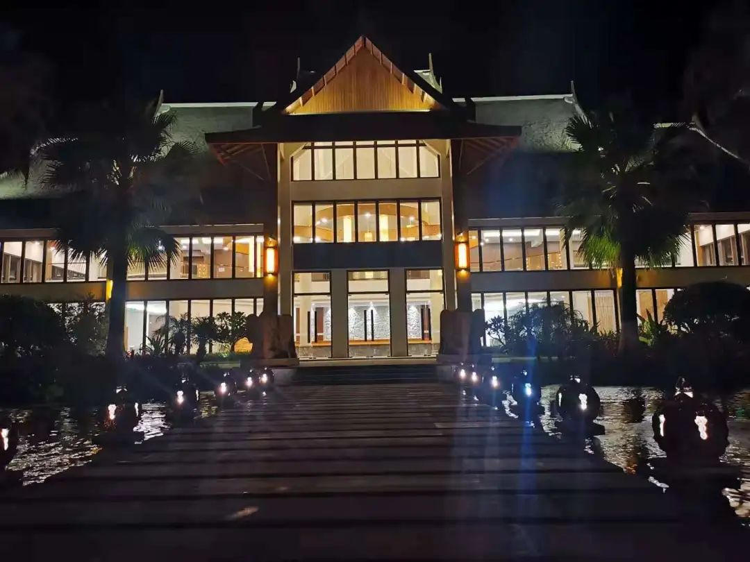 萨瓦迪卡2.jpg