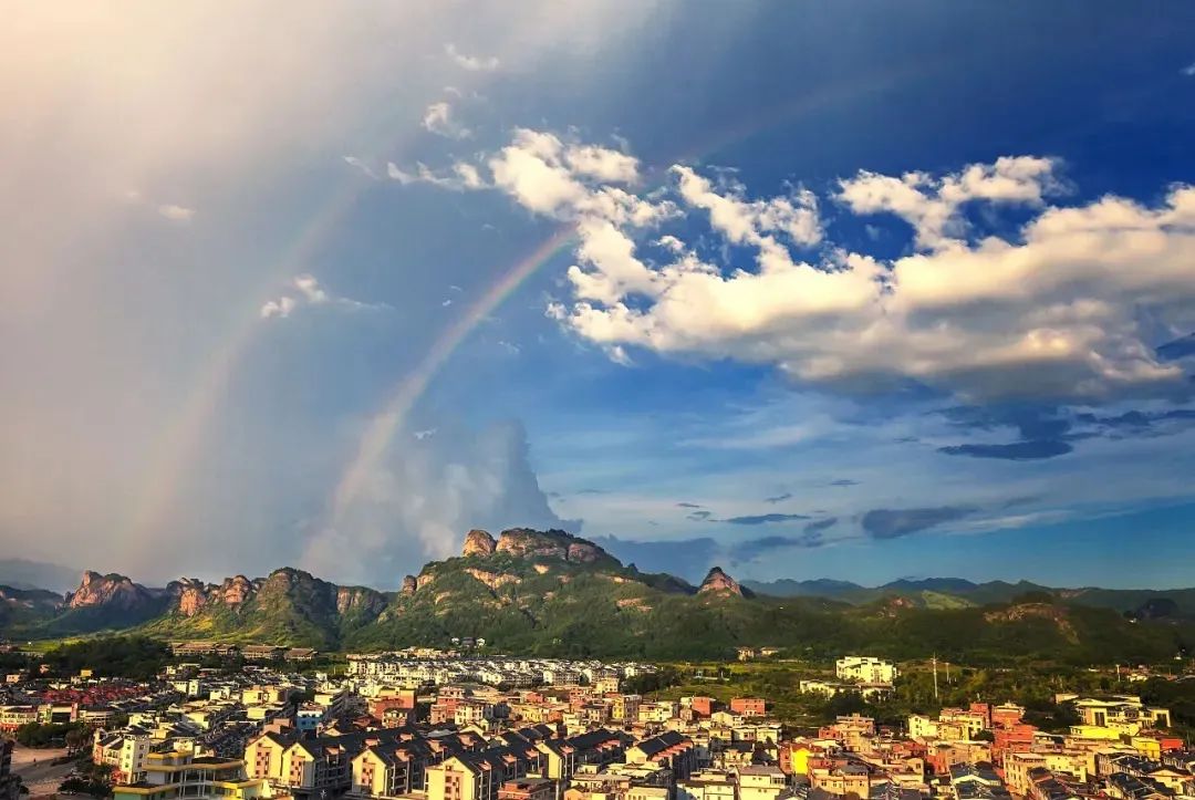 冠豸山景区4.jpg